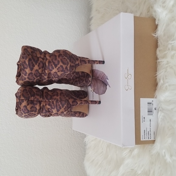 JESSICA SIMPSON Stiletto Bootie - Picture 4 of 4